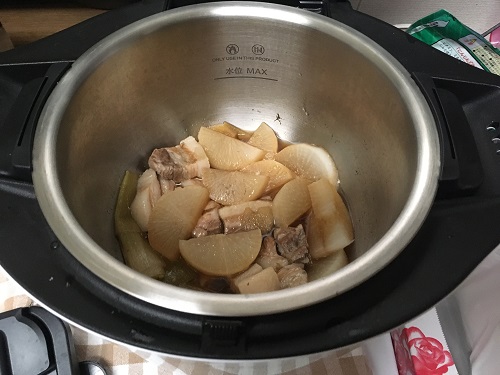 ホットクックで調理した後の豚の角煮