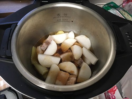 ホットクックで調理中の豚の角煮（その２）