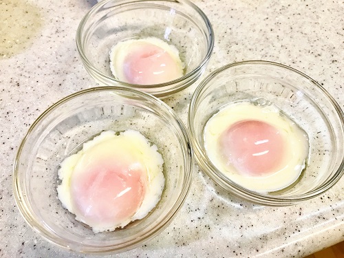 ホットクックで作った３つの温泉卵